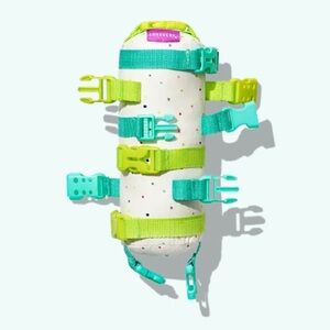 Lovevery Companion Play (months 32-24) - The Buckle Barrel
pillow.